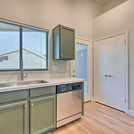 Sunlit Peoria Vacation Rental With Private Yard Экстерьер фото