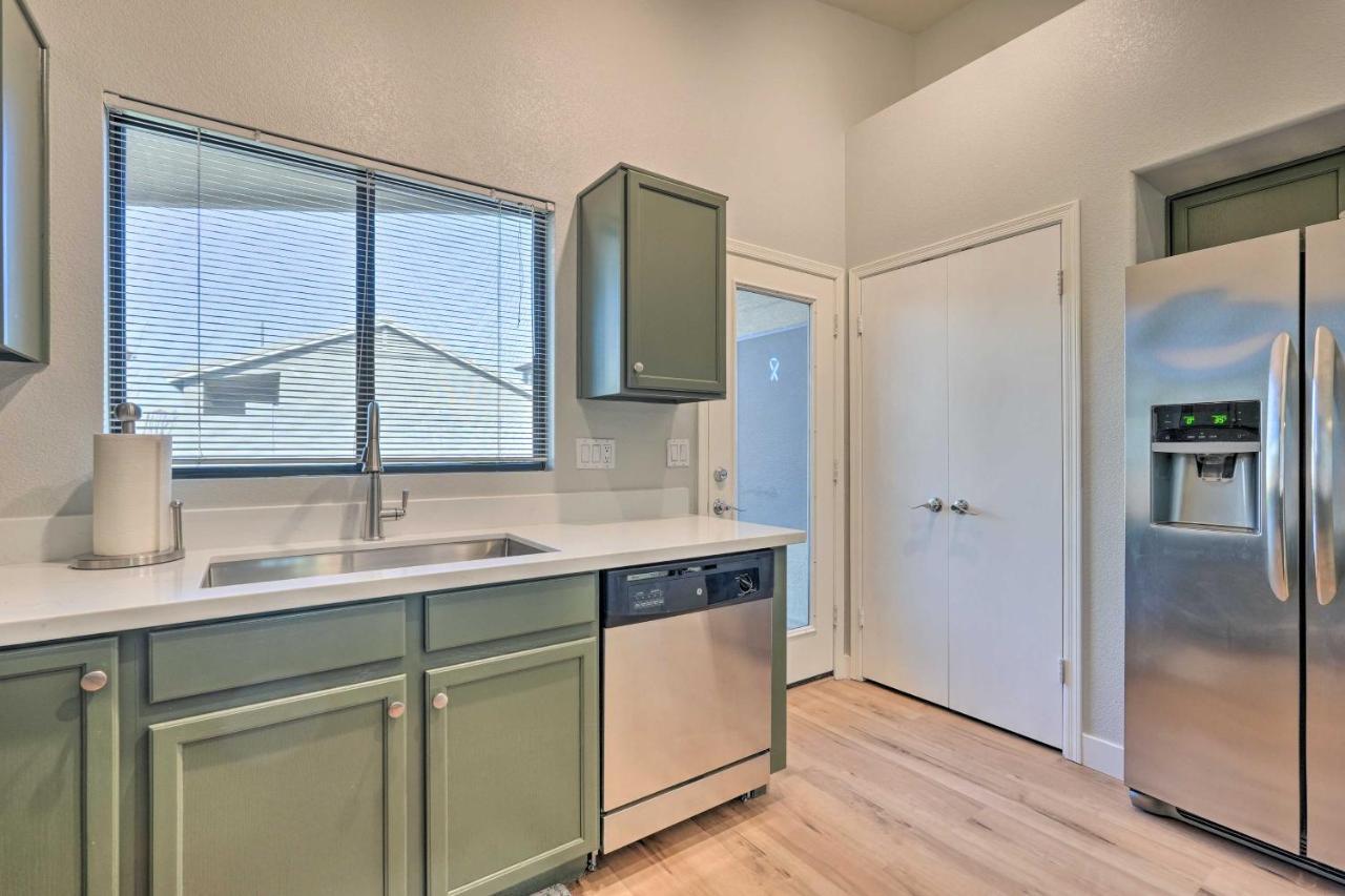 Sunlit Peoria Vacation Rental With Private Yard Экстерьер фото